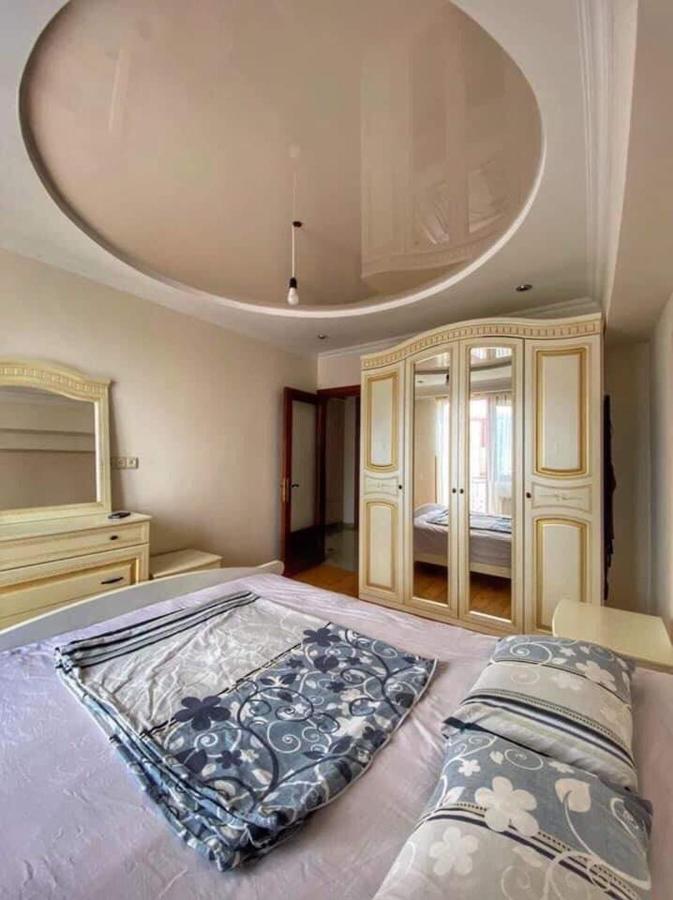 Apartment Dolphin Μπατούμι Εξωτερικό φωτογραφία